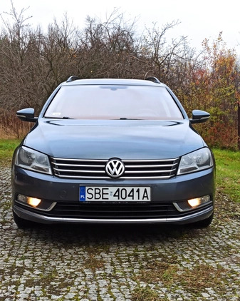 Volkswagen Passat cena 34400 przebieg: 274000, rok produkcji 2012 z Siewierz małe 407